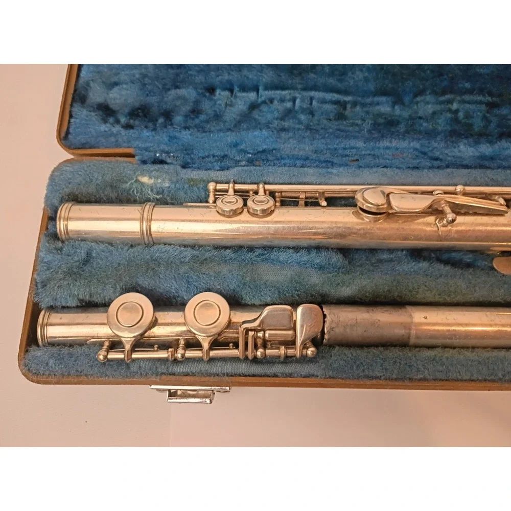 Vintage Gemeinhardt M2 Silver-Plated Student Flute with Case Vintage Instrument